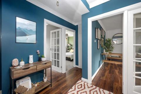 2 bedroom flat for sale, Windlesham Road, Brighton