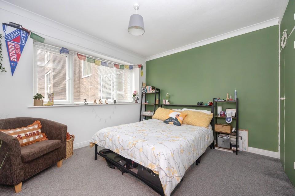 Windlesham Road, Worcester Court, 12-002 (Custom).