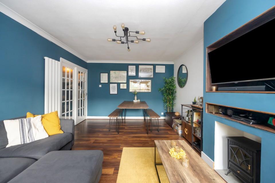 Windlesham Road, Worcester Court, 12-020 (Custom).
