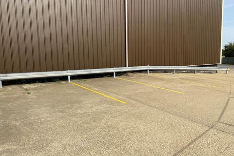 Industrial unit to rent, Wansford Rd Peterborough PE8 6PN