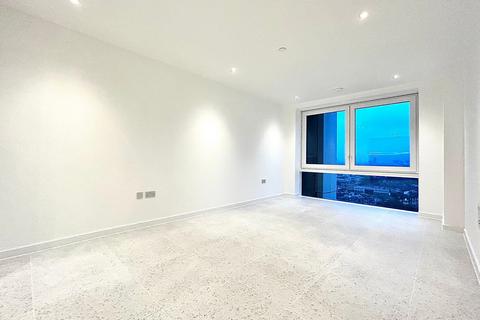 1 bedroom apartment to rent, Cendal Crescent, London E1