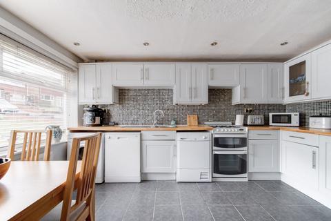 83 Ambleside, Birmingham, B32 3HR