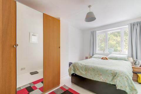 83 Ambleside, Birmingham, B32 3HR
