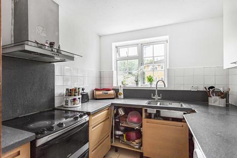 2 bedroom apartment for sale, Waters Drive, Staines-upon-Thames, Surrey, TW18