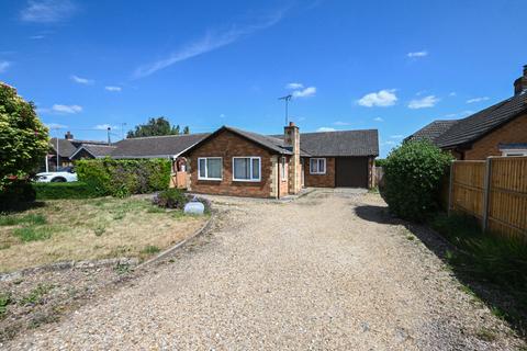 3 bedroom detached bungalow for sale - Six House Bank, West Pinchbeck PE11