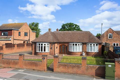 undefined, The Village, Wigginton, York