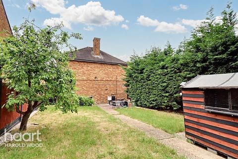 40 Dorking Road, Romford, RM3 9AE