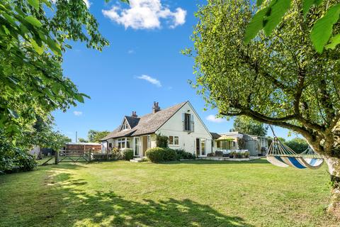 4 bedroom detached house for sale, Cowbeech Hill, Cowbeech BN27