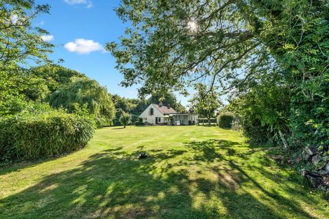 4 bedroom detached house for sale, Cowbeech Hill, Cowbeech BN27