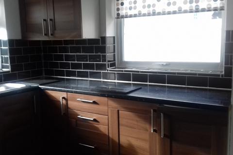 2 bedroom flat to rent, Chinebridge Court, Bournemouth BH4