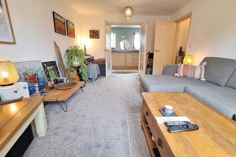 2 bedroom flat for sale, Phoenix Way, Stowmarket IP14