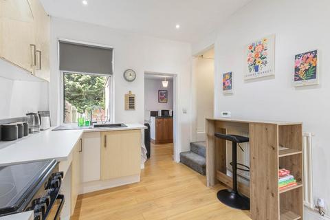 2 bedroom terraced house for sale, George Street, Wombwell, Barnsley