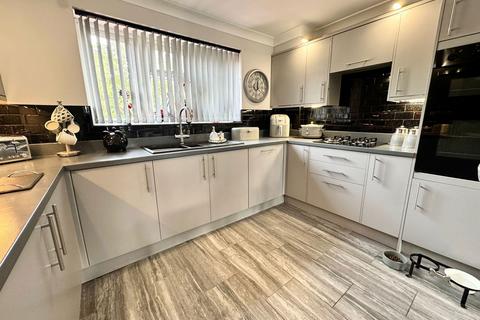 7 Cottington Close, Freshbrook, Swindon, SN5 8PX