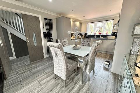7 Cottington Close, Freshbrook, Swindon, SN5 8PX