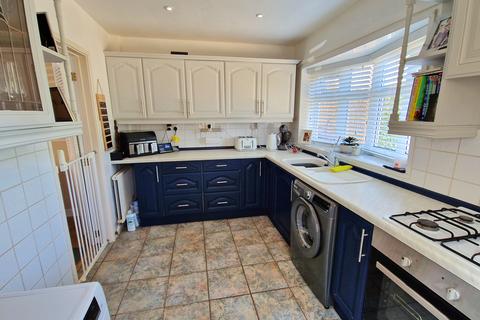 30 Anglesey Way, Nottage, Porthcawl, CF36 3QP