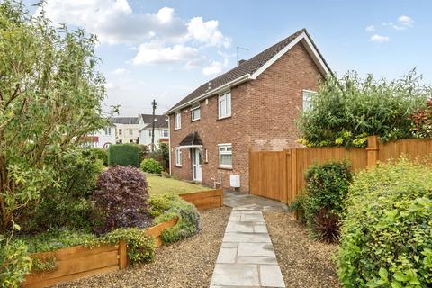 4 bedroom link detached house for sale