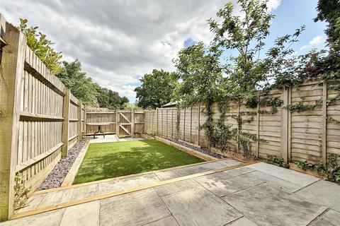 9 Cheviot Way, Verwood, BH31 6UG