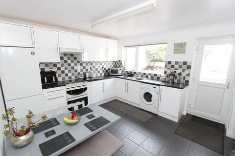 4 Bench Tor Close, Torquay, TQ2 7SH