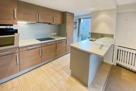 2 bedroom flat to rent, East Street, Leeds, West Yorkshire, UK, LS9