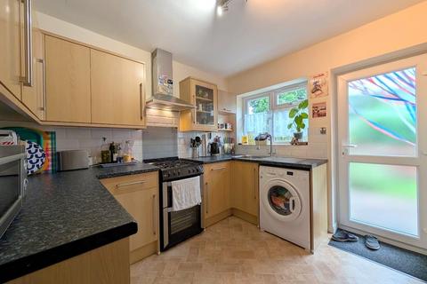 2 bedroom end of terrace house for sale, Staines Road, FELTHAM, TW14
