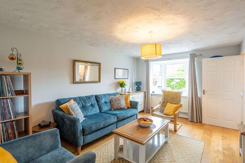3 bedroom end of terrace house for sale, Tudors Close, Buckingham MK18