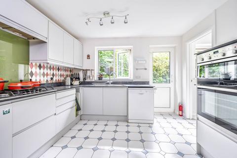 undefined, The Leys, Chipping Norton