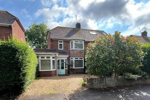 68 Surley Row, Emmer Green, Reading, RG4 8NB