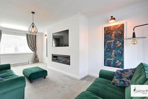27 Warwick Drive, Sunderland, SR3 3PU