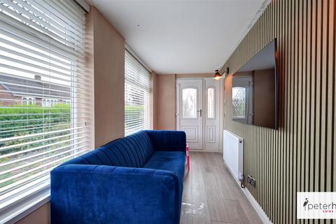 27 Warwick Drive, Sunderland, SR3 3PU