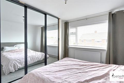 27 Warwick Drive, Sunderland, SR3 3PU