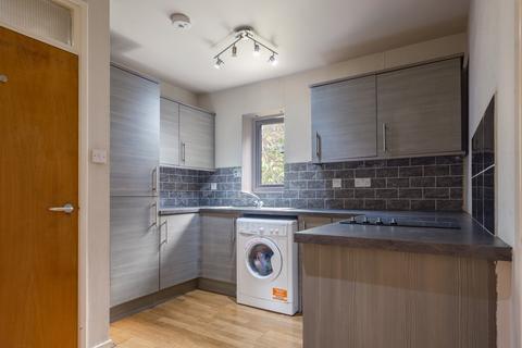 3 bedroom apartment to rent, Charlotte Mews, Newcastle Upon Tyne NE1