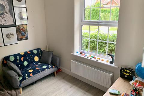 5 Dove Road, Pickering, YO18 7UD