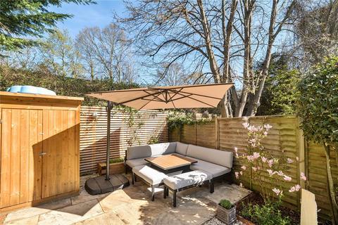 126 Lower Green Road, Esher, KT10 8HB