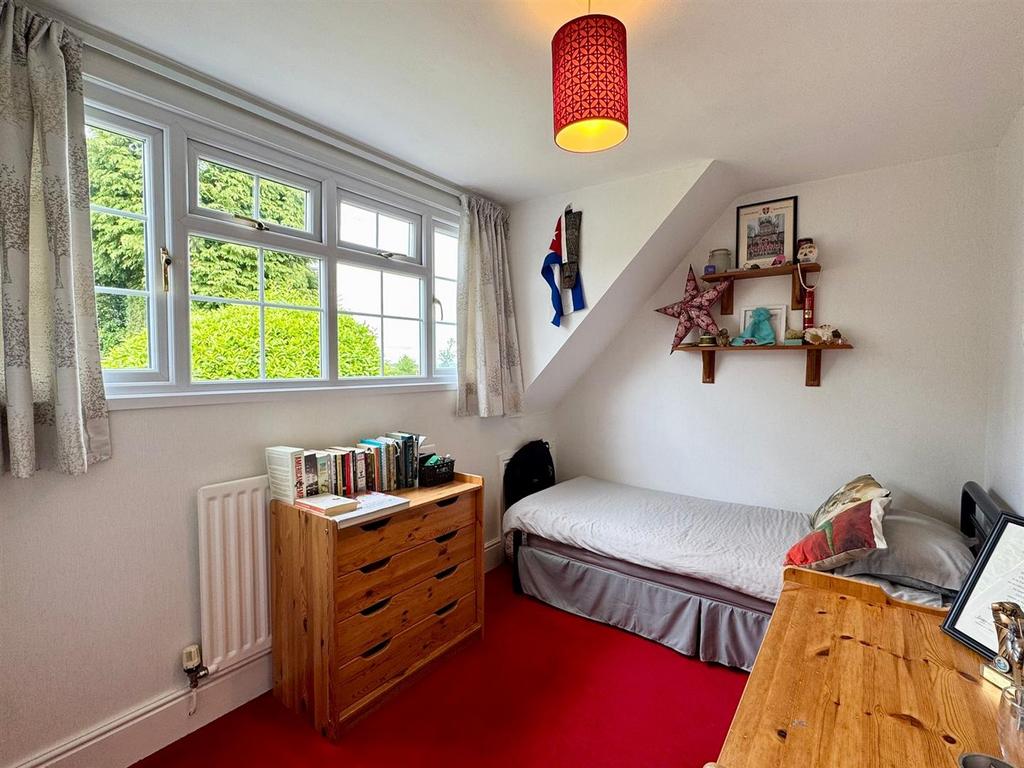 Bedroom 3 (1).jpg