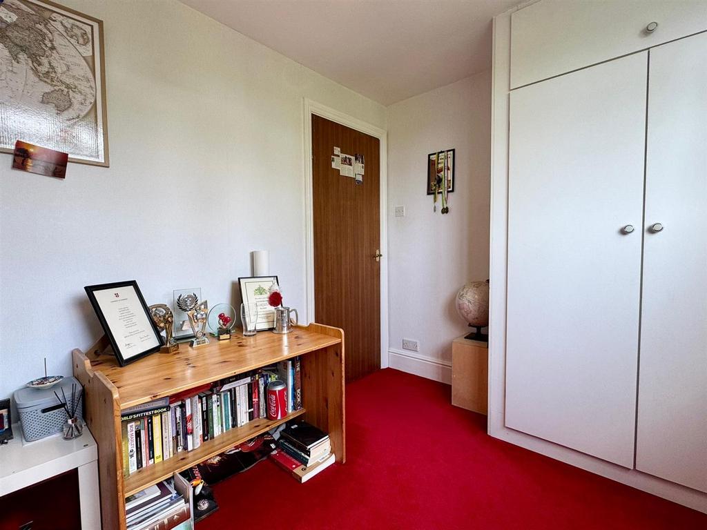 Bedroom 3 (2).jpg