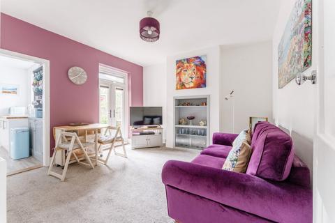 2 bedroom terraced house for sale, Church Road, Kessingland
