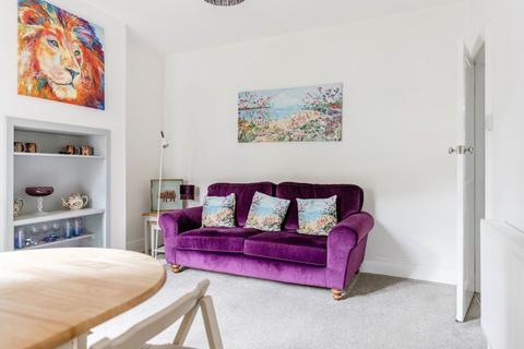 2 bedroom terraced house for sale, Church Road, Kessingland