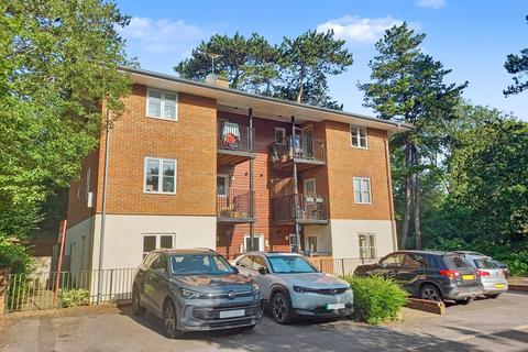 2 bedroom flat for sale, St Cross