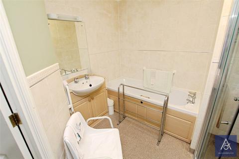 1 bedroom apartment for sale, Buckingham Road, Northamptonshire NN13