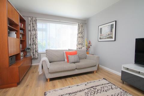 1 Taunton Avenue, Caterham, CR3 5EB