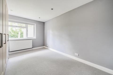 2 Penn Gardens, Chislehurst, BR7 5RY