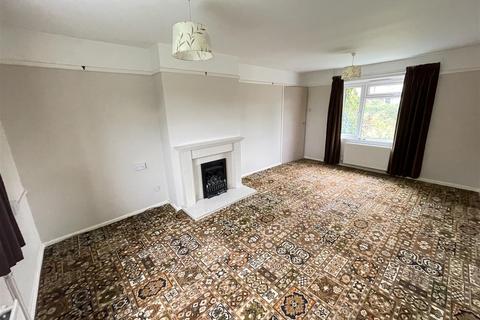 2 Avon Meadow, Downton, Salisbury, SP5 3LA