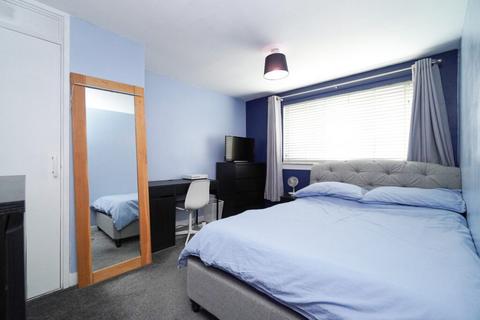13 Freelands Crescent, Old Kilpatrick, Glasgow, G60 5DZ