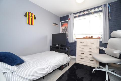 13 Freelands Crescent, Old Kilpatrick, Glasgow, G60 5DZ