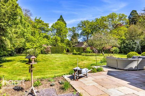 Langton House The Mount, Headley, Bordon, GU35 8AG
