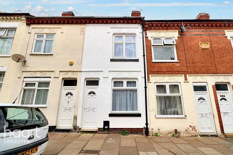 2 bedroom terraced house for sale, Pool Road, Leicester