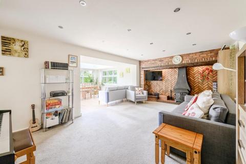 4 The Paddock, Shifnal, TF11 8HX