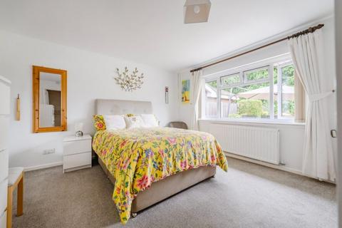 4 The Paddock, Shifnal, TF11 8HX
