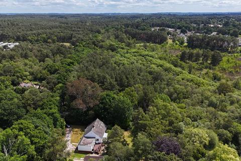 3 bedroom chalet for sale, Horton Road, Ashley Heath, Ringwood, BH24