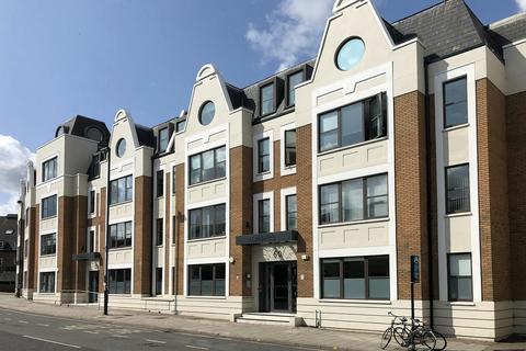 Office to rent, 58-60 St Aldates Oxford OX1 1ST